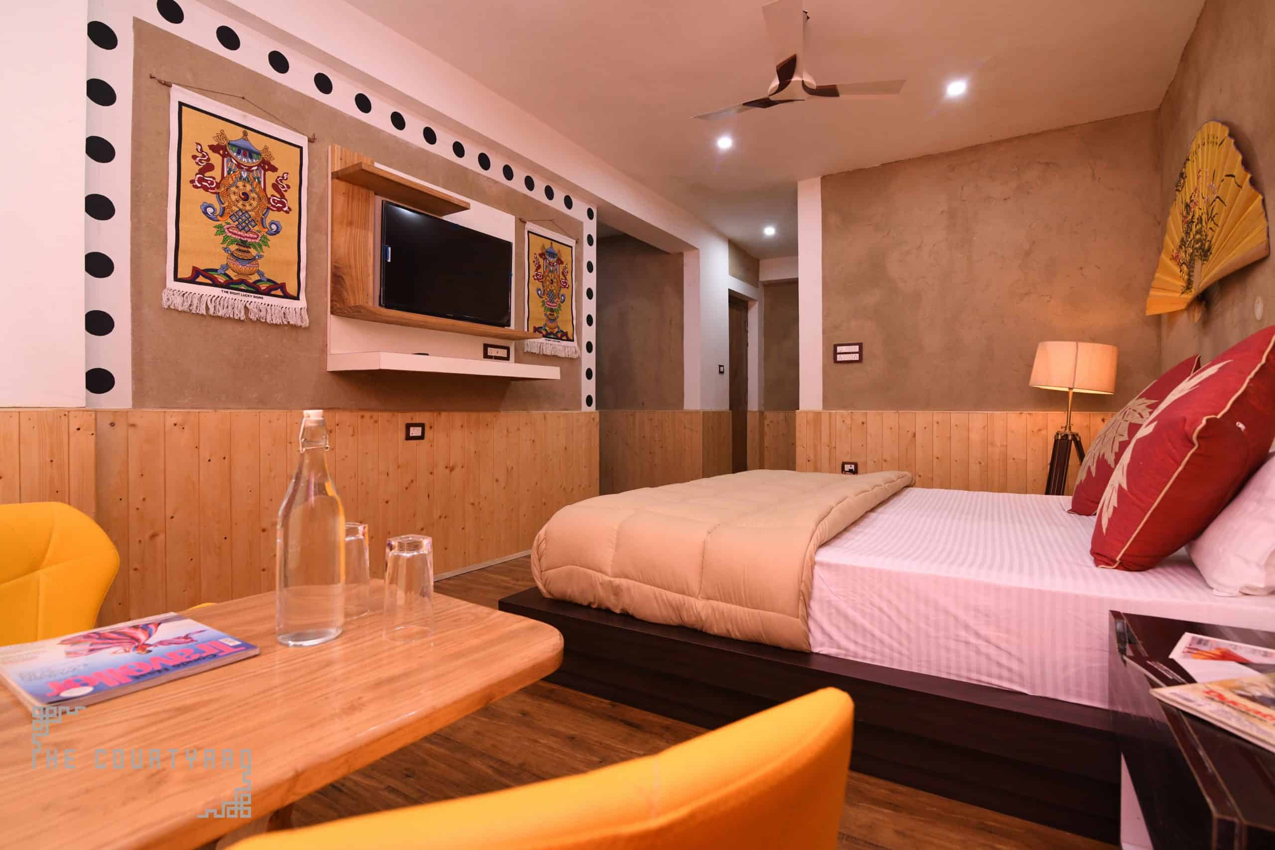 Private Rooms - The Courtyard Hostel in Leh - Bunks & Beds