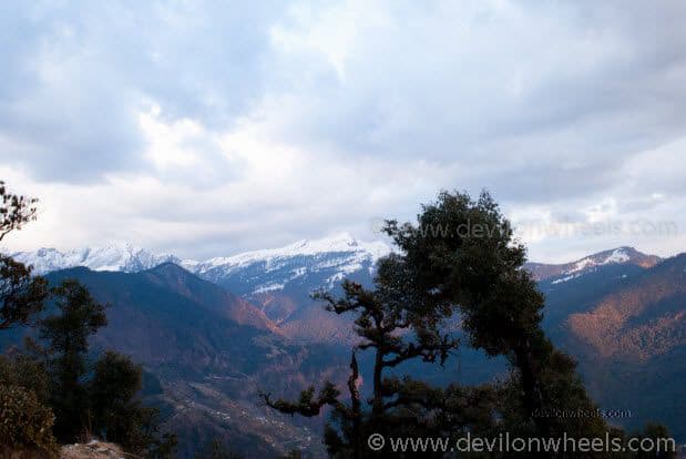 Views from Deoria Tal Trek